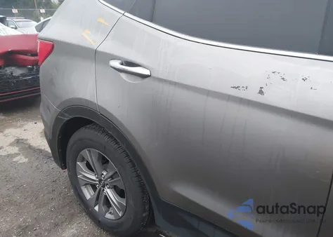 2016 Hyundai Santa Fe Sport 2.4L z USA, uszkodzony, nr VIN 5XYZTDLB6GG349171